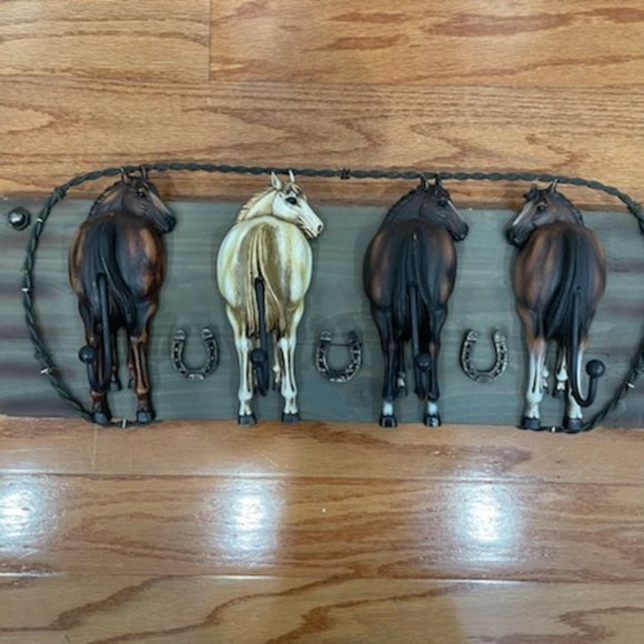 Hobby Lobby Other - Horse Tail Wooden Wall hooks Coat Rack Decor